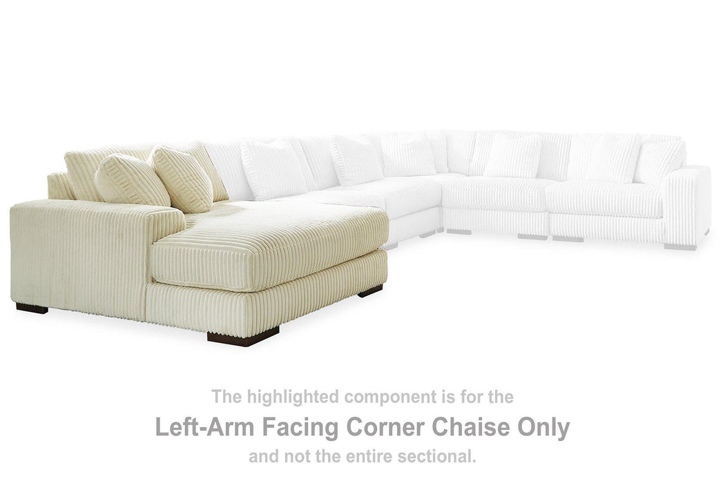 Lindyn Sectional with Double Chaise