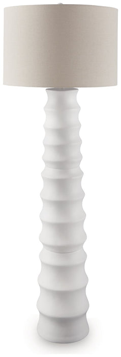 Veraleigh Floor Lamp