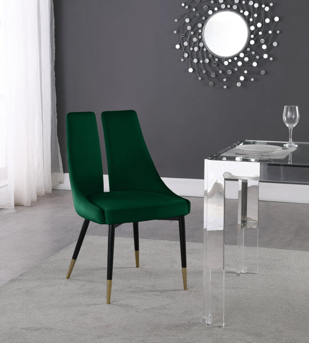 Sleek Green Velvet Dining Chair